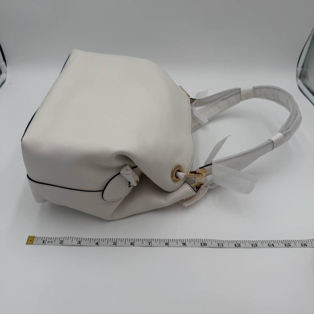 Michael Kors Raven Large Optic White Leather Shoulder Bag Tote Classic Purse NWT - Picture 5 of 11